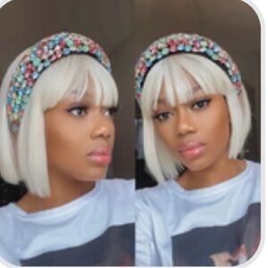NIB NEVER EVEN TRIED ON LoveMe Discontinued IceBlond Bob